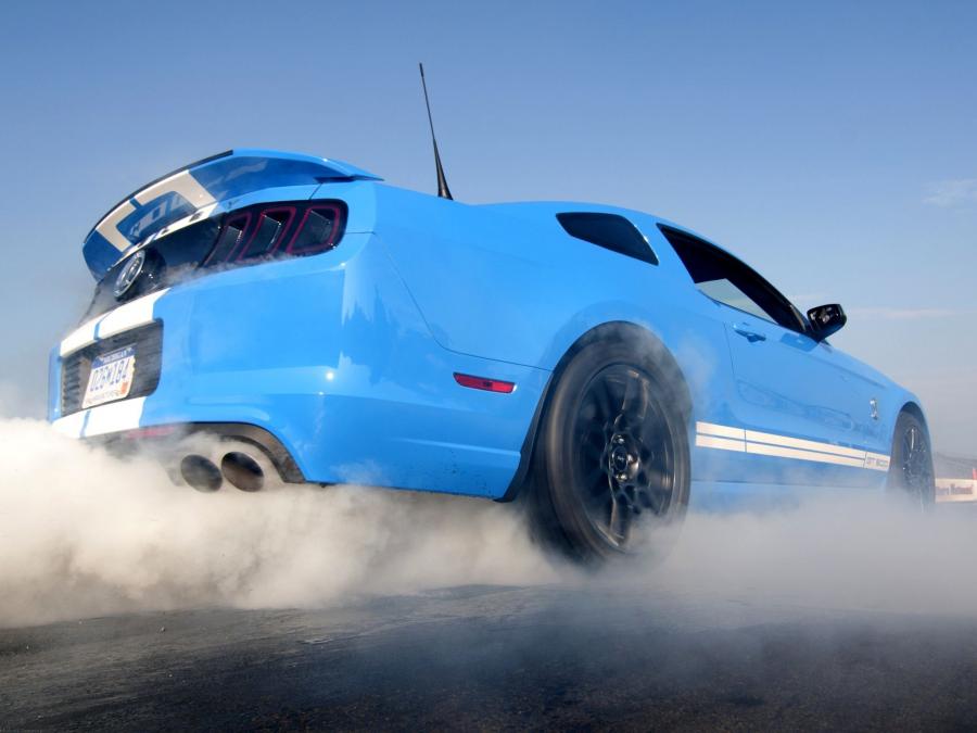  Shelby GT500 SVT 2012 года  (фото 5 из 31)